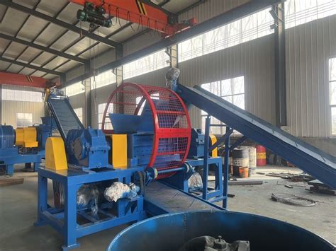 Full Automatic Waste Tire Shredder For Tire Recycling Plant China