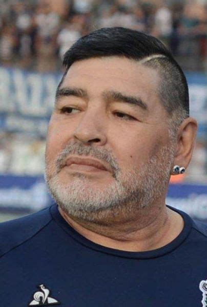 El Mundo Se Conmueve Murió Diego Armando Maradona Strikers Noticias