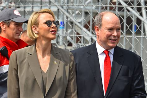 Photo Le Prince Albert Ii De Monaco Et La Princesse Charlene Dans Les