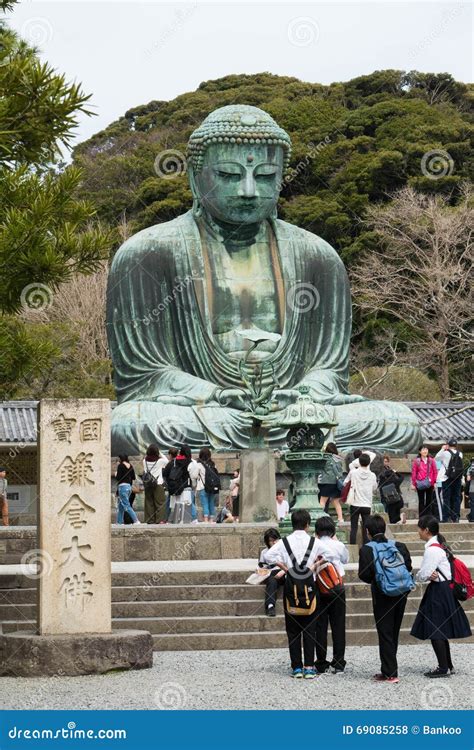 A Grande Buda Daibutsu No Kotoku No Templo Kamakura Foto De Stock