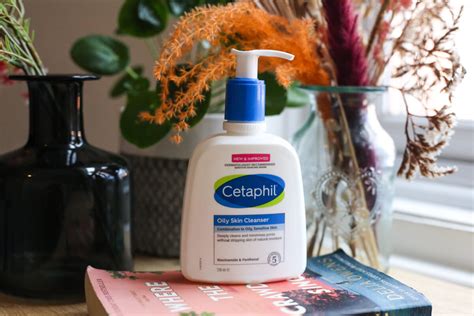 Cerave Vs Cetaphil A Battle Of Skincare Giants The Eczema Store