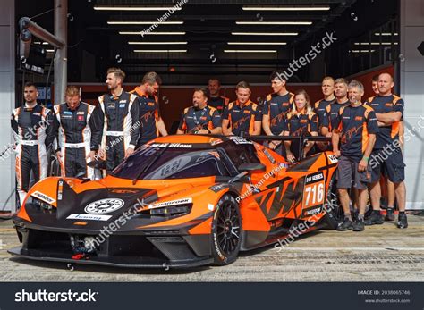 2,345 Ktm team Images, Stock Photos & Vectors | Shutterstock