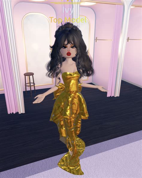 20 Best Outfit Ideas For The Dress To Impress Dripping In Gold Theme