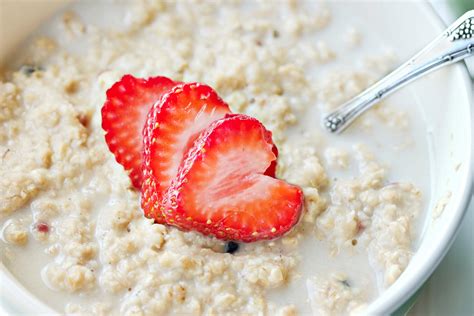 Strawberries & Oatmeal - Florida Strawberry