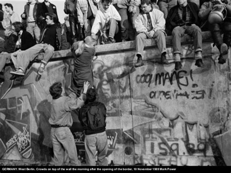 25th Anniversary of the Fall of the Berlin Wall: November 1989, Berli…