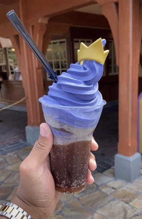 22 Best Ice Cream Treats in Walt Disney World - Urban Tastebud Disney