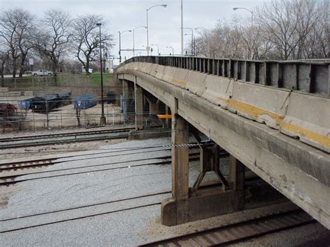 Metra electric line delays hit thousands of workers today 4