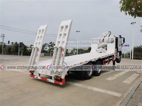 Isuzu Giga 10 Wheeler Self Loading Truck Mounted With Boom Crane