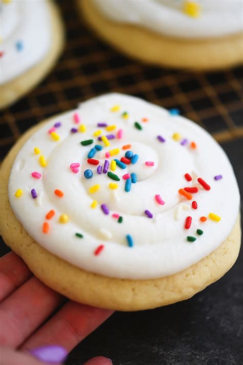 Birthday Cake Cookies - Life In The Lofthouse