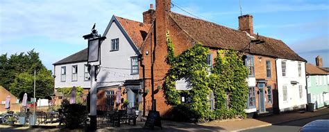 The Bell Inn Hotels Near Golf Courses