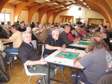 Le tarot est toujours très pratiqué Cosne Cours sur Loire 58200