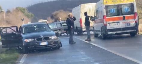 Rocca Priora Incidente Stradale Su Via Tuscolana Nei Pressi Della