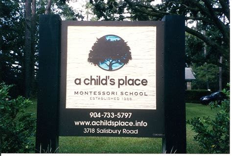 daycare sign Daycare Center, Montessori School, Guest Services, Public Relations, Children's ...