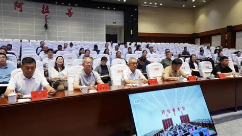 中国人民政治协商会议阿拉善委员会 政协要闻 盟政协召开“笃行诚信之道 共建亮丽北疆”专题讲座暨知情明政吹风会