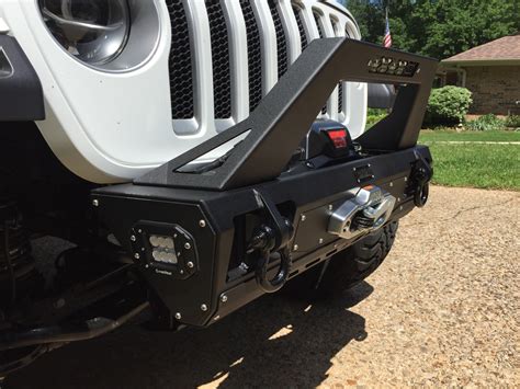 Jeep JL Front Bumper || Bodyguard Bumpers