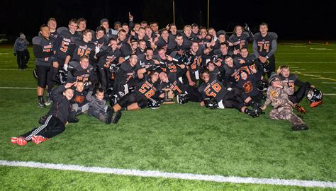 Prep Football Marine City Claims District Championship