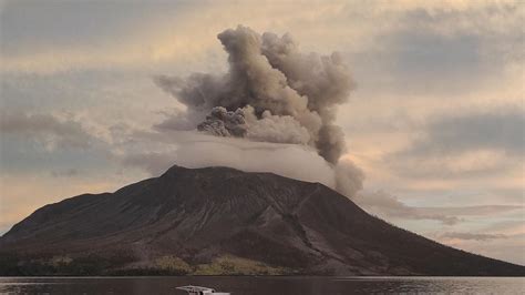 More Smoke Ash As Indonesias Ruang Volcano Erupts Again After Tsunami Alert The Weekly Times