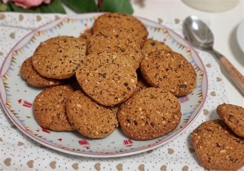 BISCOTTI FACILI NOCCIOGOCCIOLOTTI Dolce Con Nocciole E Cioccolato