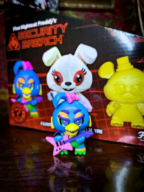 Funko Mystery Minis Fnaf Security Breach Glamrock Chica Mini Figure