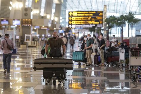 InJourney Prediksi Pergerakan Penumpang Bandara Naik 5 Persen Saat