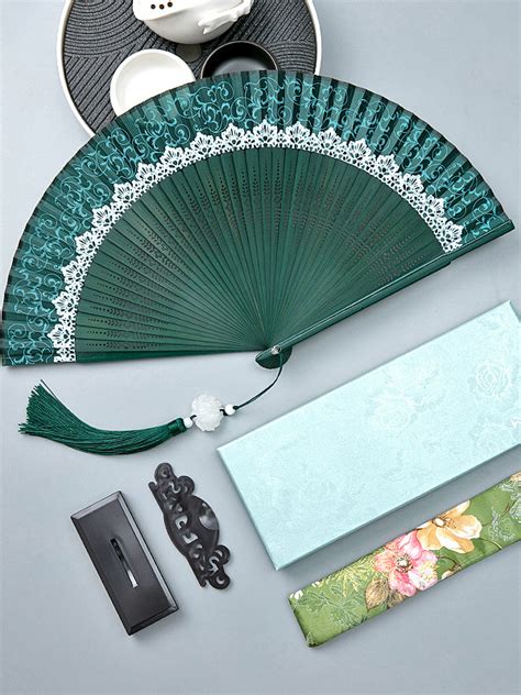 Vintage Chinese Hand Fans Hanfu Qipao Dance Folding Fan - Fashion Hanfu