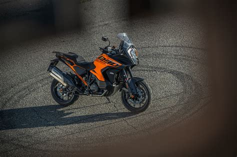 KTM 1290 Super Adventure S 2023