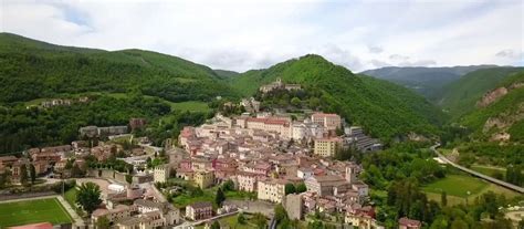 Estate A Cascia Inizia Il Ricco Cartellone Di Eventi In Citt