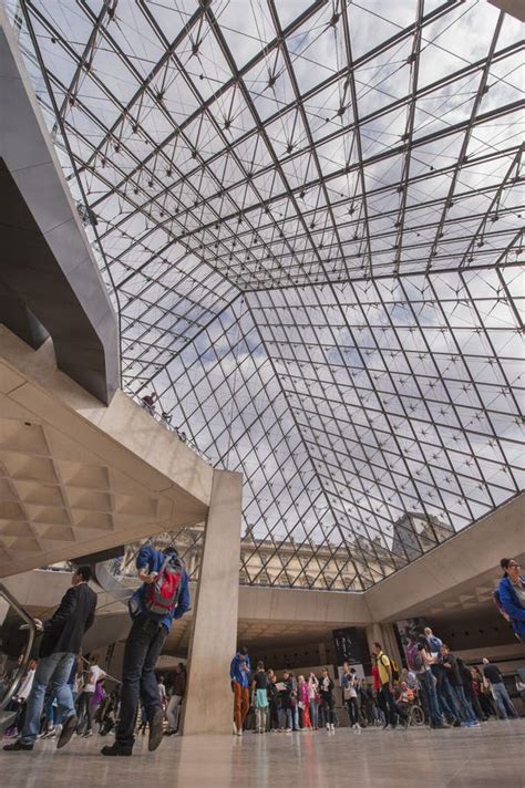 Inside Louvre Museum editorial stock image. Image of stairs - 57252664