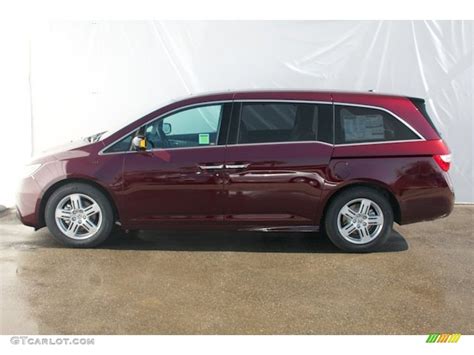 Dark Cherry Pearl 2013 Honda Odyssey Touring Elite Exterior Photo