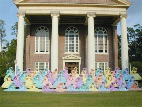 Azalea Trail Maids