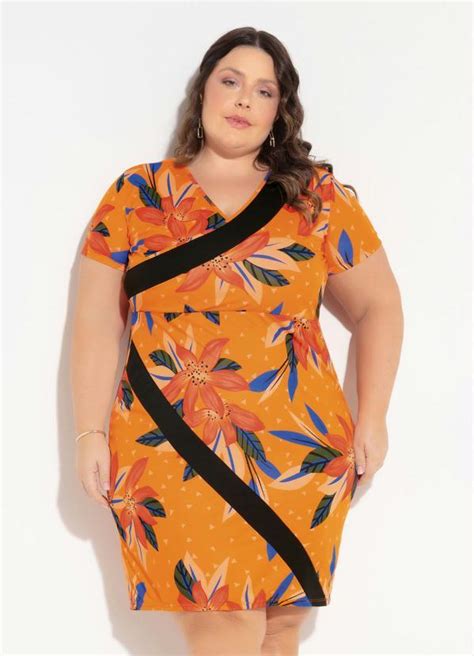 Vestido Floral Decote Transpassado Plus Size Queima De Estoque