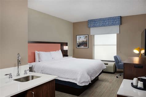 Hampton Inn Wilmington-Medical Park Reviews, Deals & Photos 2024 - Expedia