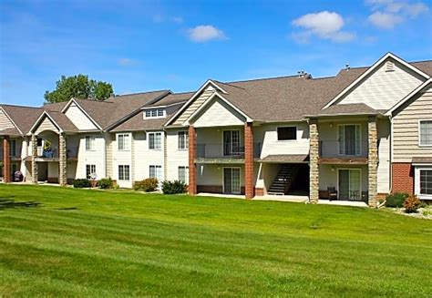 Riverwood Luxury Apartments - Flint, MI 48532