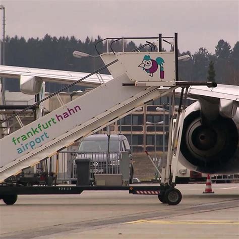 Zwei Kaufverträge für den Flughafen Hahn im Hunsrück SWR Aktuell