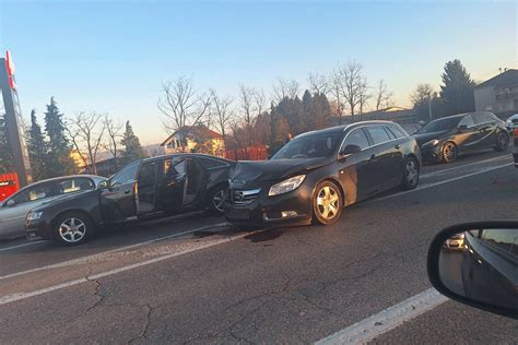 Sudar Dva Vozila Na Tranzitu U Banjaluci Ima Povrije Enih