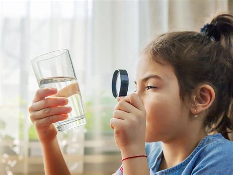 Чем отличается «детская» вода от «взрослой»?