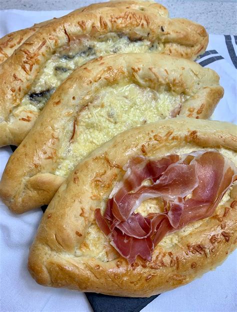 Easy Small Greek Pizza Peinirli Vicki S Greek Recipes