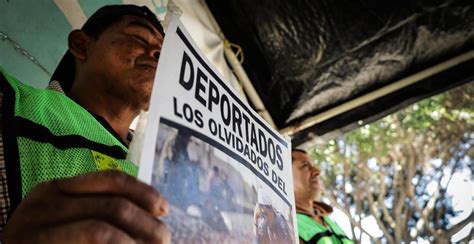 Activistas En Tijuana Exigen Al Gobierno De Amlo Apoyar A Los Migrantes