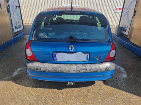 Renault Clio 1 2 16V 2002 God