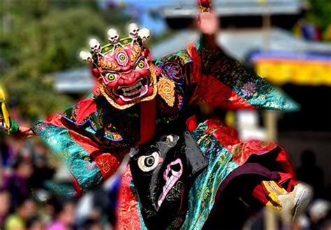 Culture Of Sikkim Dances Of Sikkim Sikkim Art And Craft