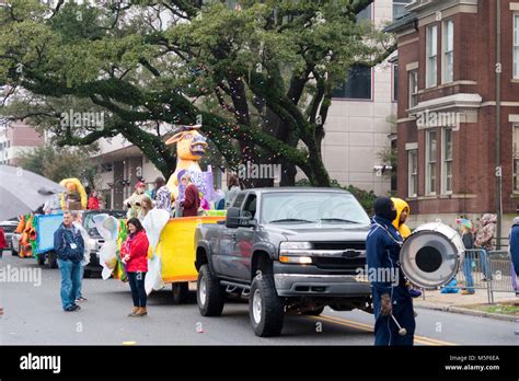 Mardi Gras parade in Mobile, Alabama Stock Photo - Alamy