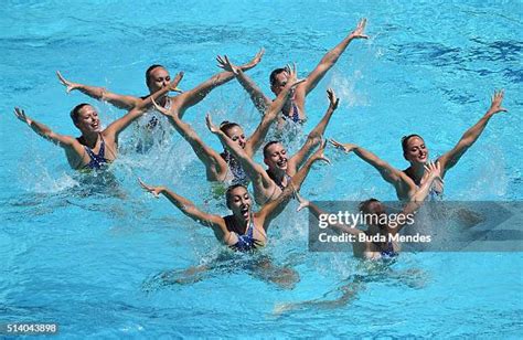 French Synchronized Swimming Team Photos And Premium High Res Pictures