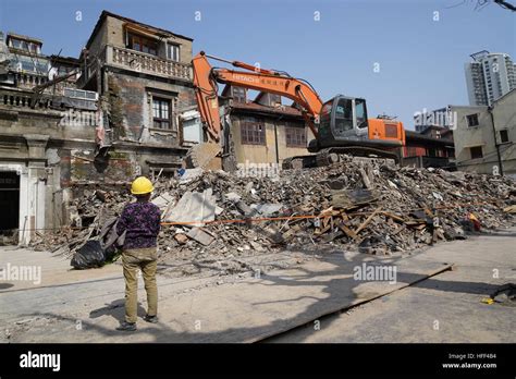 Destruction Of Shanghai Longtangs 02 03 2016 China Shanghai