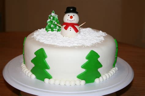 Cakes by Nicola: Frosty the Snowman Cake