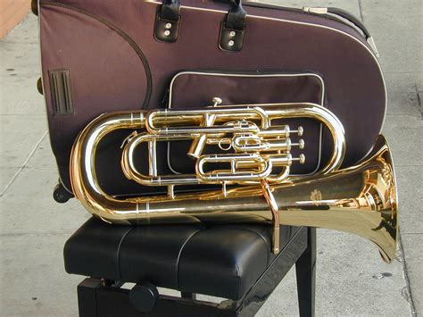 Brass Instruments Bariton Horn Bb 4