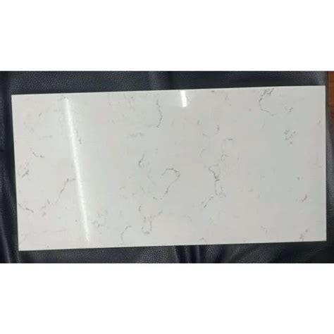 White Glossy Kalinga Stone Bianco Carrara Quartz Slab For Kitchen