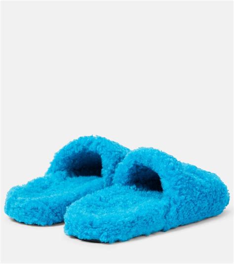 Balenciaga - Logo faux shearling slides Balenciaga