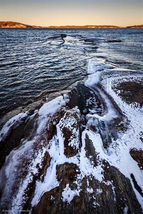 FOTOKONST NATUR SKÄRGÅRD Isig klippa i skärgården Mats fotokonst