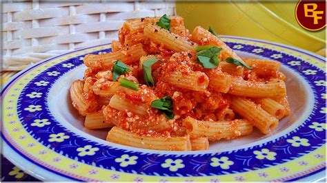 Pasta Con Pomodoro E Ricotta Il Bello Del Fornello