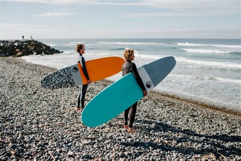 Best Beginner Surfboards The Complete Guide To Surfboards For Beginners